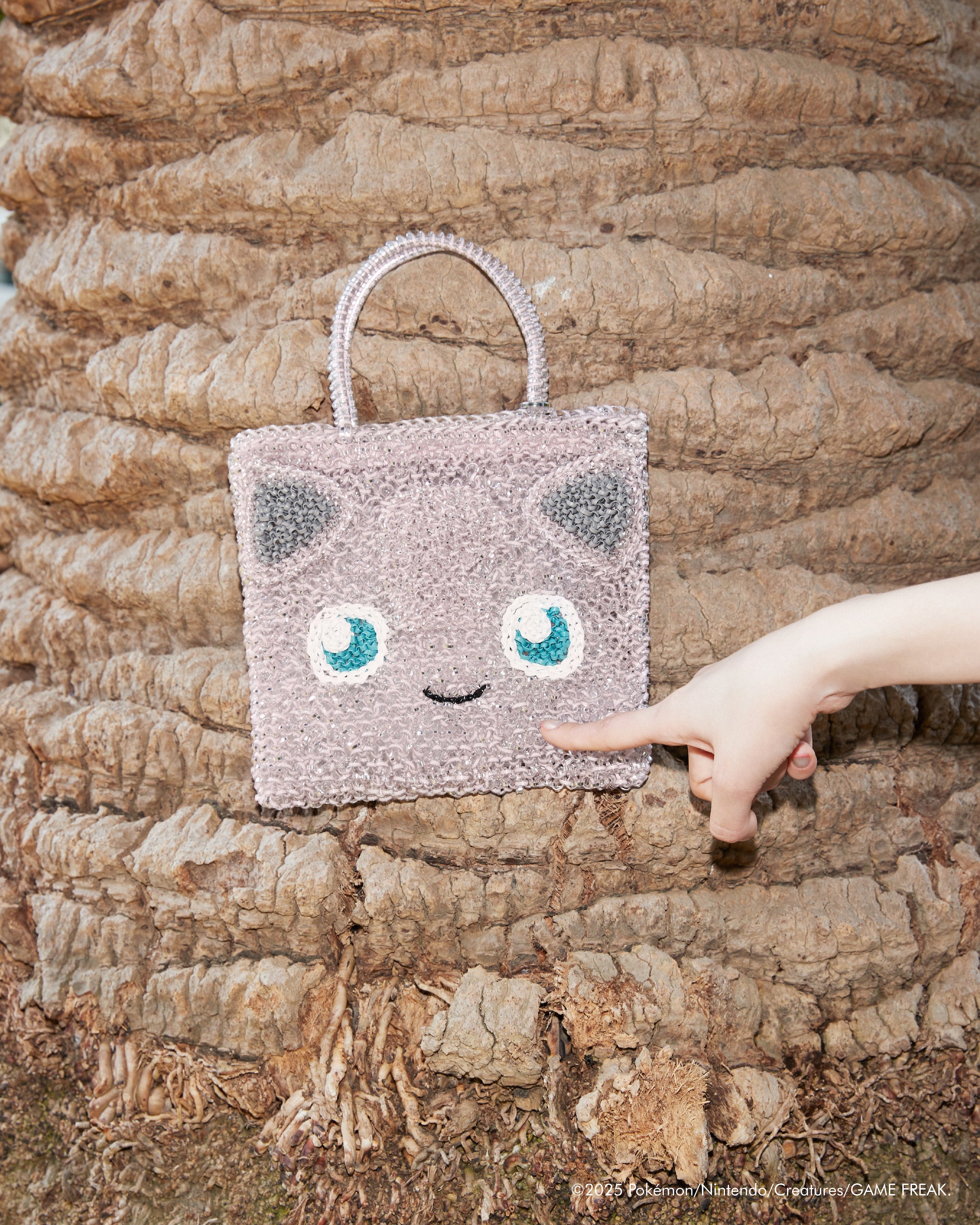 ANTEPRIMA_WIREBAG_POKEMON_JIGGLYPUFF_PB25FPM0MB_STANDARD_Z_Crossbody_silver-pink_mood